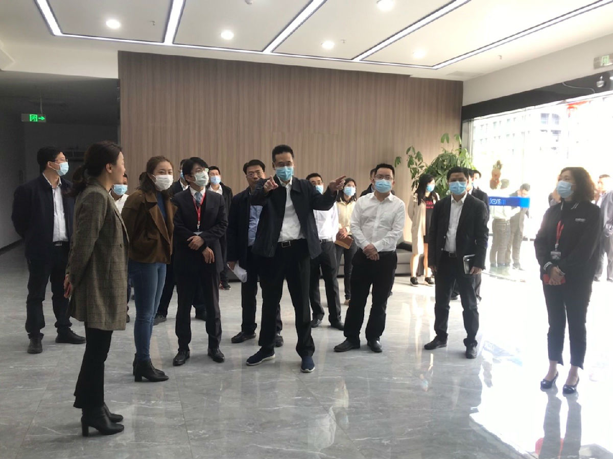 晋安区领导调研mdcn生产建设 麦克赛尔数字映像 中国 有限公司