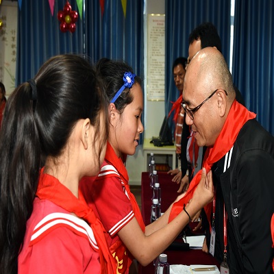 二度捐赠红寮中心小学——麦克赛尔数字映像持续关爱贫困留守儿童