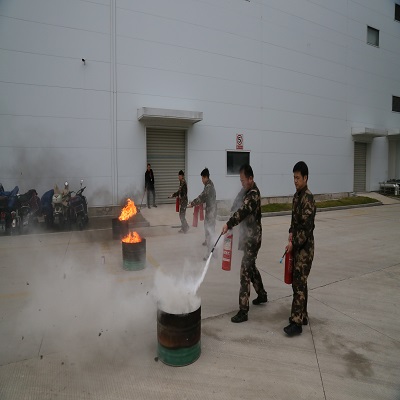 消防演练，防患于未“燃”